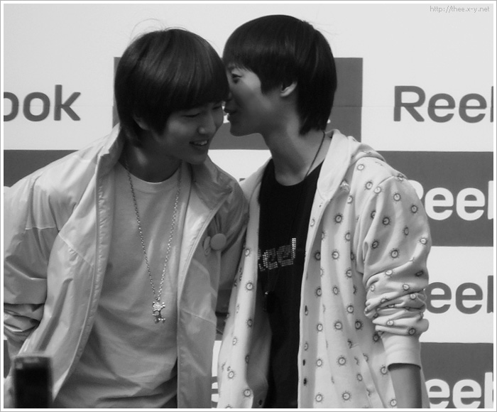 090220_reebok_42.jpg 090220_reebok_42.jpg